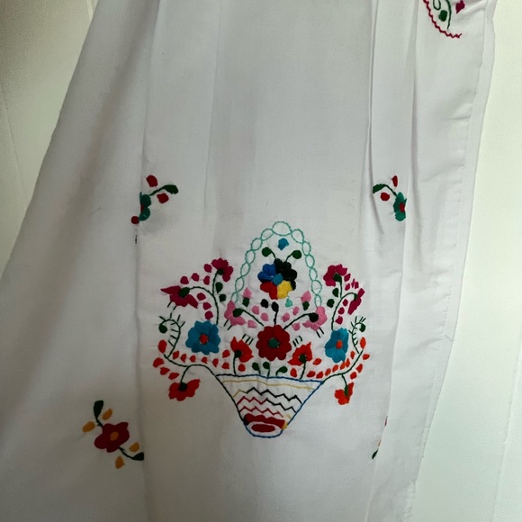 Kids Mexican Hupli Dress - Picture 6 of 7